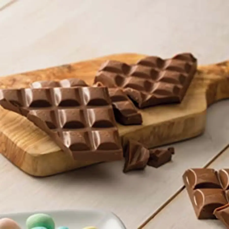 Cadbury Dairy Milk, Milk Chocolate, The Classic Creamy Taste, Chocolate Bar - case 100 g x 21 count - Image 5